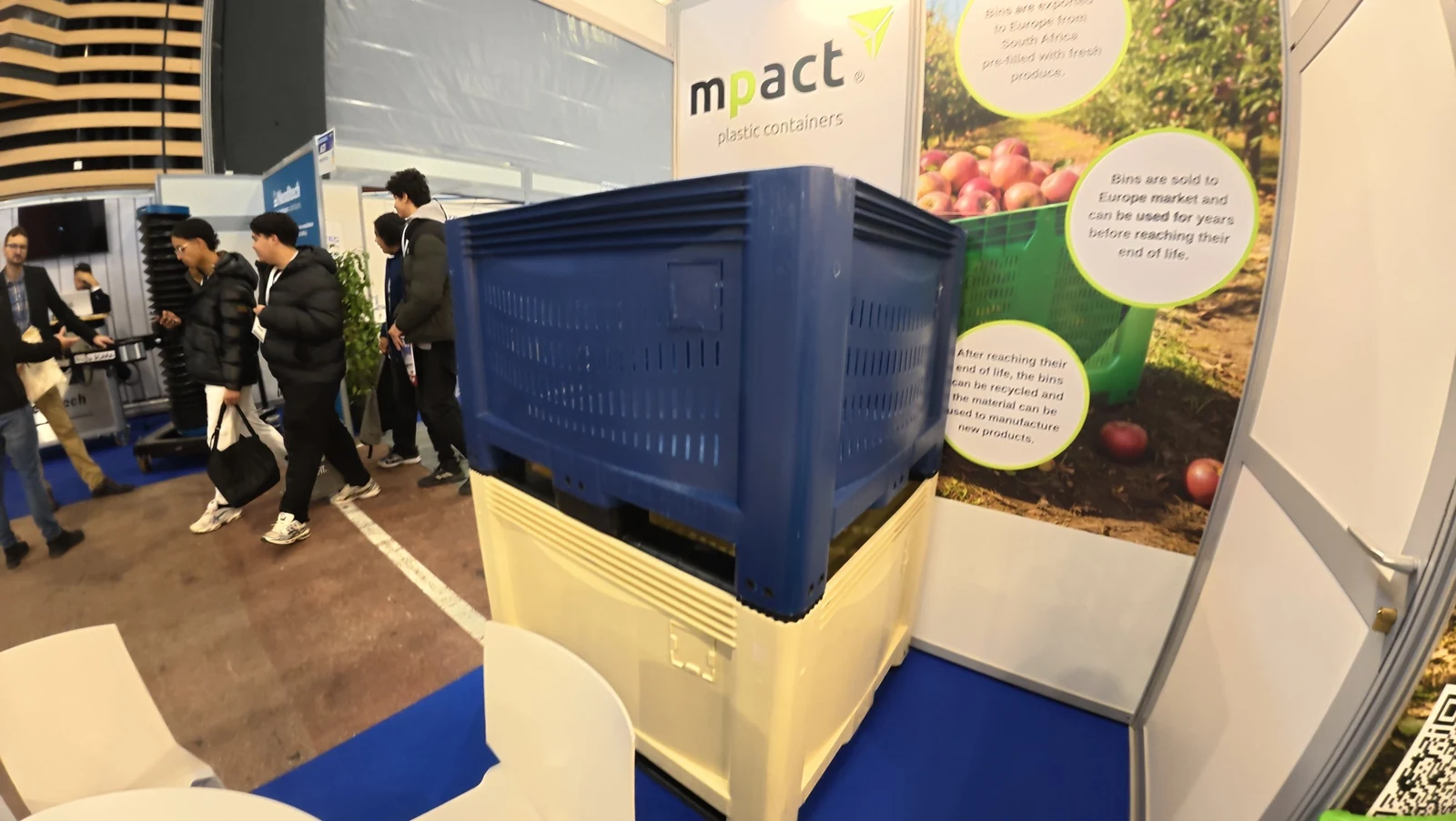 Envases Mpact en una exposición